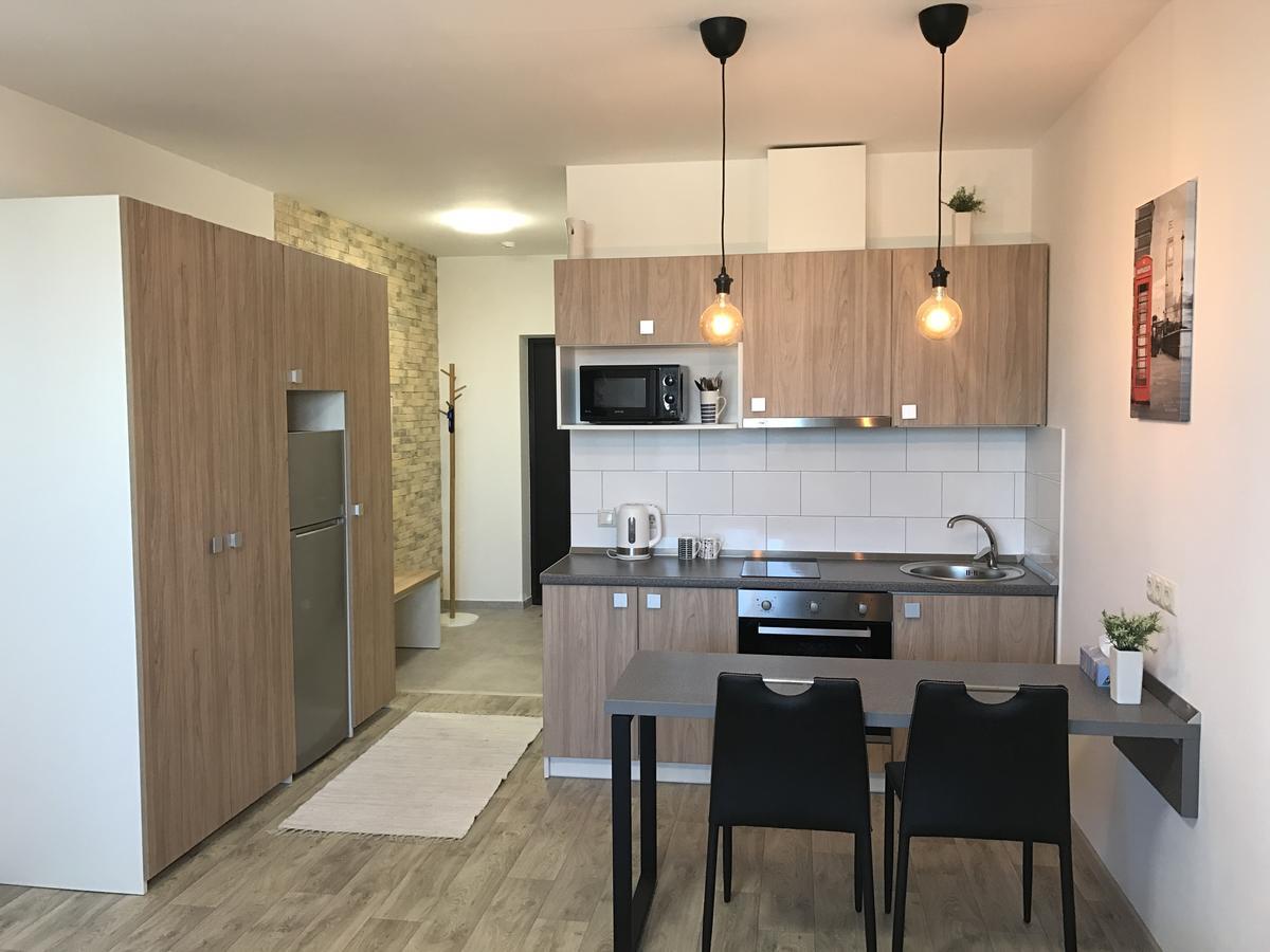 Святобор Lux Apartments Kyiv Exterior photo